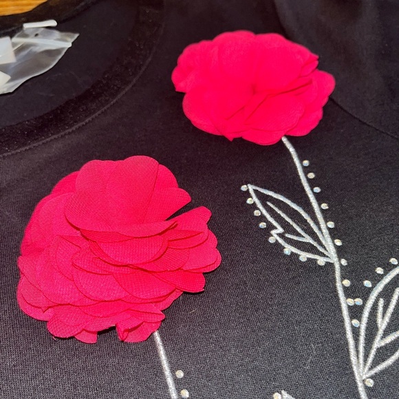 NWT Quacker Factory 1X 3/4 Sleeve T-Shirt w/Pink 3D Flowers Black/Rhinestones - Picture 5 of 12